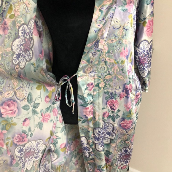 Vintage California Dynasty robe - Picture 5 of 7